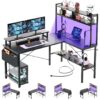 iSunirm Escritorio Gaming con LED,125×90 cm Escritorio en L con Enchufes y Puerto de Carga USB,Mesa